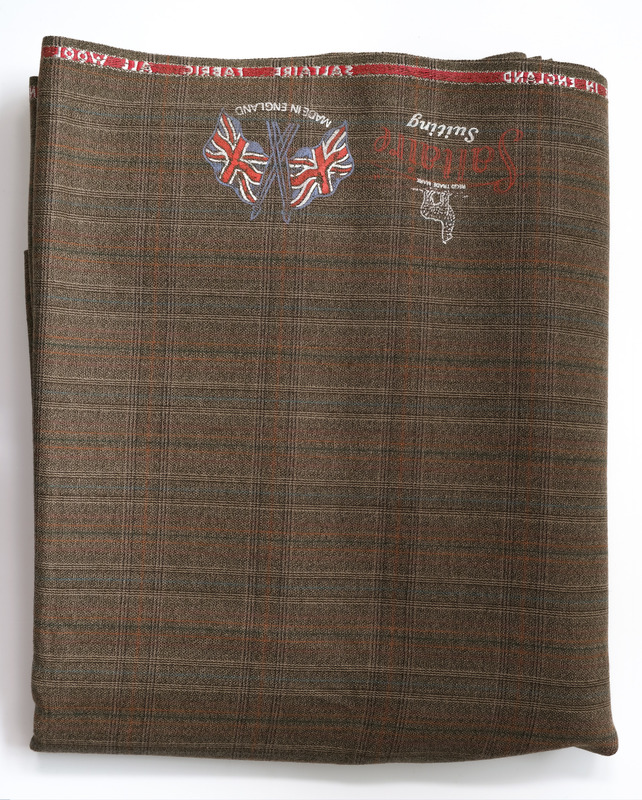 B1-607: Length of cloth: View showing alpaca logo at top. Image credit: Saltaire Collection