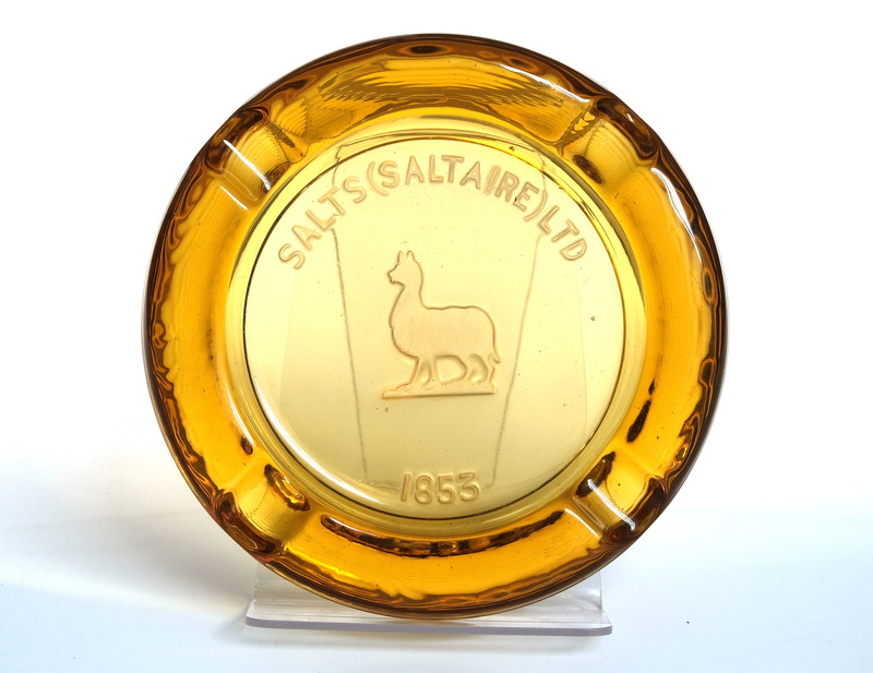 B1-514a-d: Salts (Saltaire) Ltd glass ashtrays: Front view. Image credit: Saltaire Collection