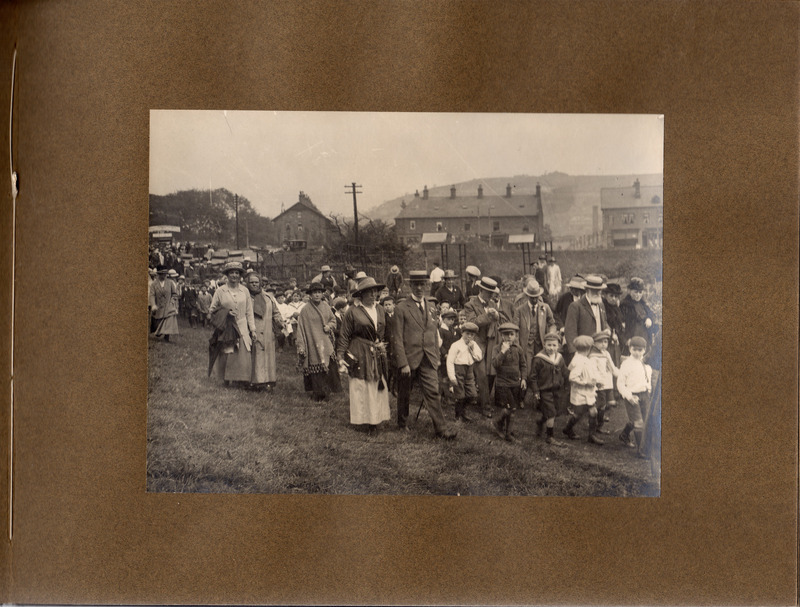 F1a-134: Northcliffe Woods 1920: Page 4 - People walking. Image credit: Saltaire Collection