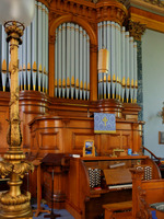 2025.68.92: United Reformed Church organ. Digital image credit: Saltaire Collection