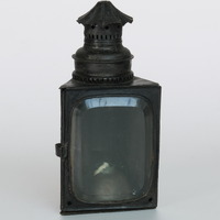 E1a-083: Porter's lamp: Front view. Digital image credit: Saltaire Collection