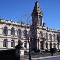 2025.68.118: Victoria Hall view from Lower School Street. Digital image credit: Saltaire Collection