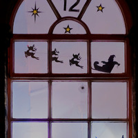 2025.68.17: Saltaire Advent Window (Santa at number 12). Digital image credit: Saltaire Collection