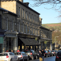 2025.68.23: Victoria Road and Hope Hill. Digital image credit: Saltaire Collection